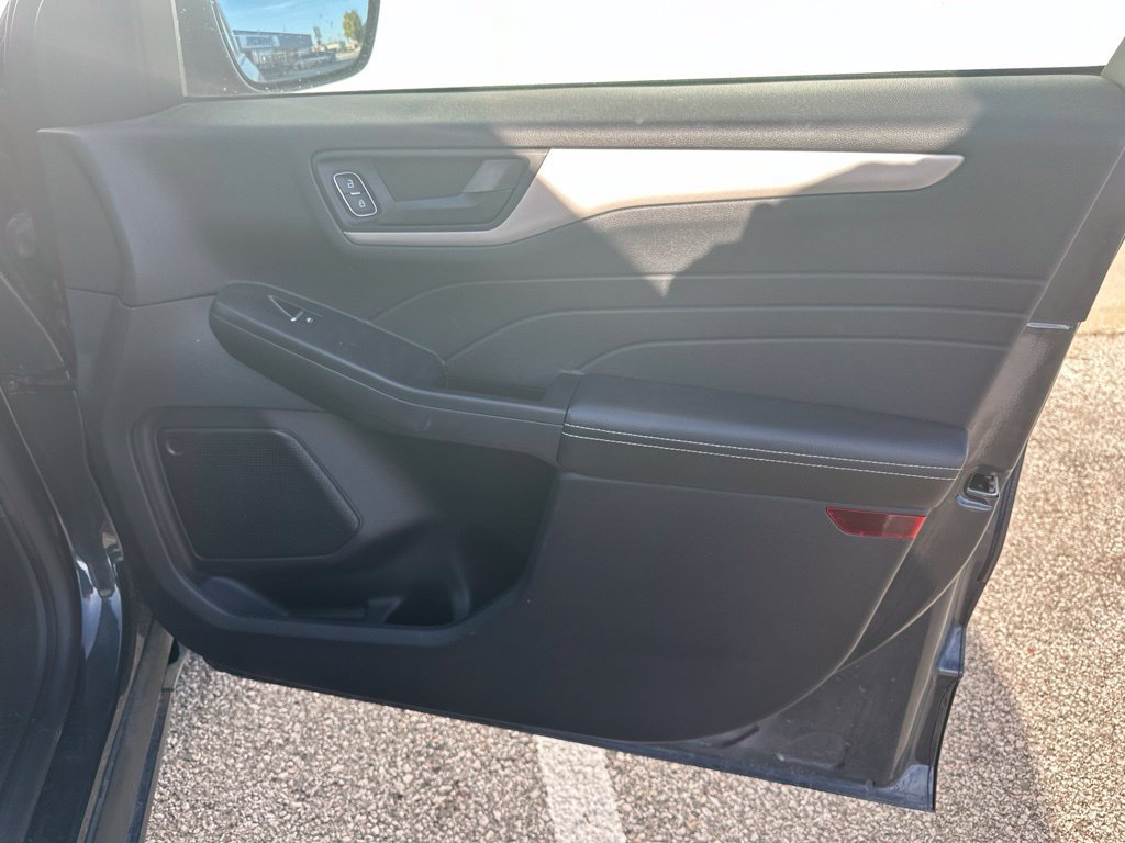 Certified 2022 Ford Escape SE FWD image 31