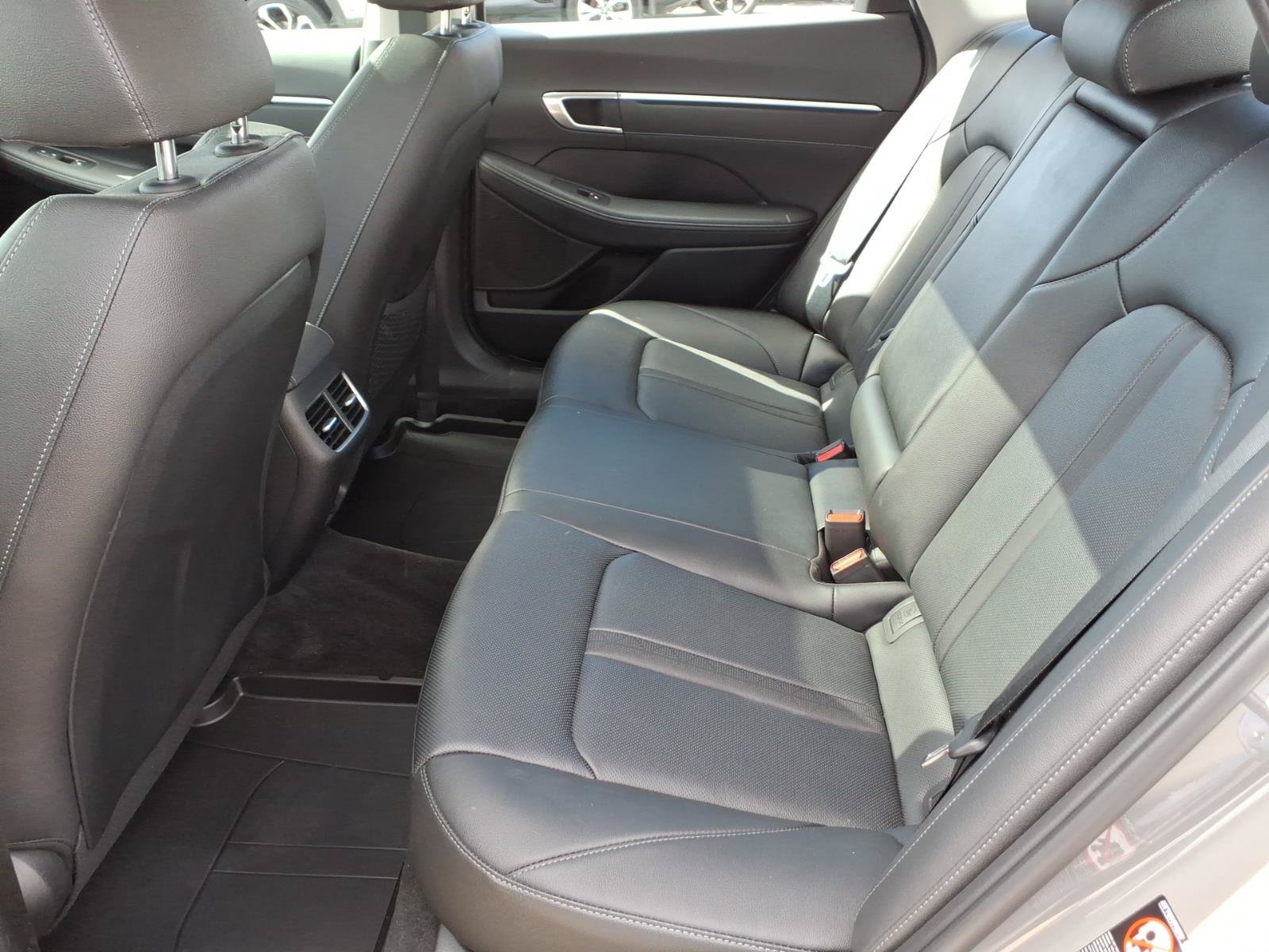 Used 2022 Hyundai Sonata Limited w/ Cargo Package FWD image 26