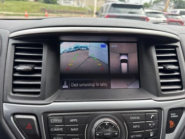 Used 2018 Nissan Pathfinder SL AWD/4WD image 23