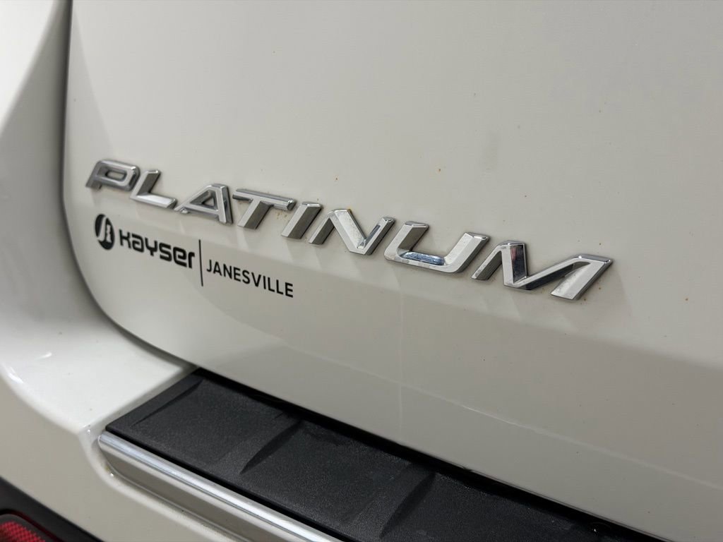 Certified 2023 Ford Explorer Platinum w/ Technology Package AWD/4WD image 15