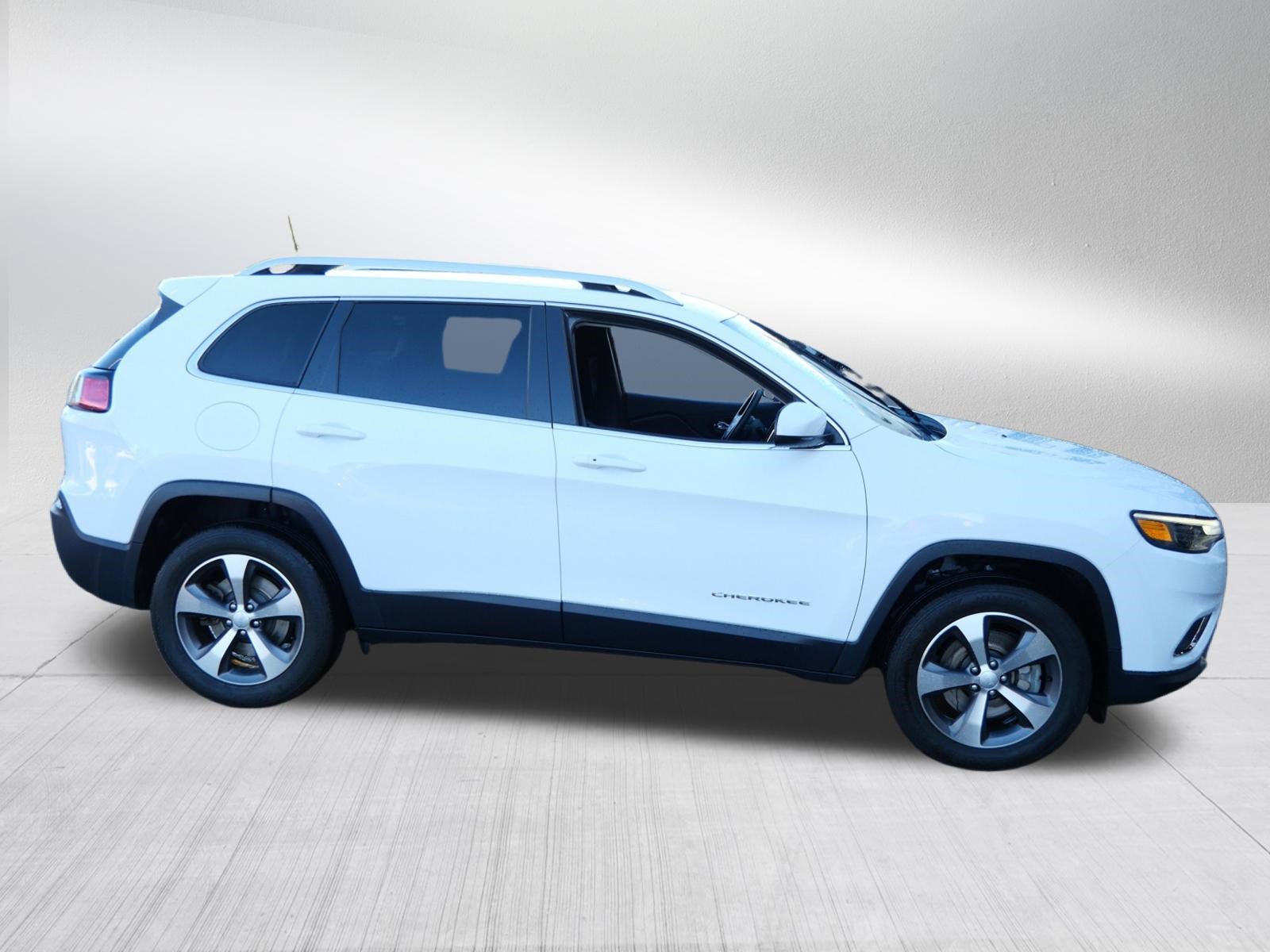 Used 2020 Jeep Cherokee Limited AWD/4WD image 8