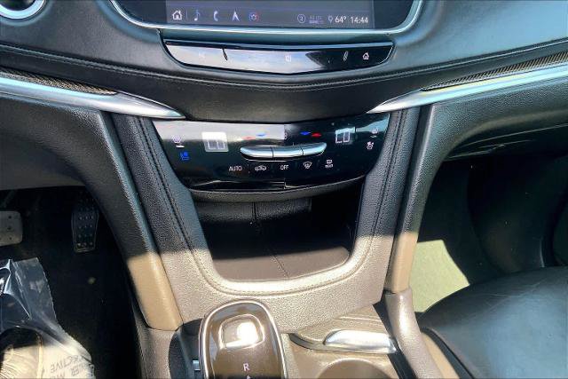 Used 2020 Cadillac XT5 Premium Luxury w/ Platinum Package AWD/4WD image 35