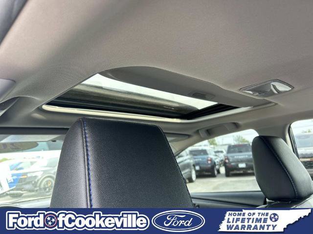 Used 2019 Toyota Corolla SE w/ SE Premium Package FWD image 16