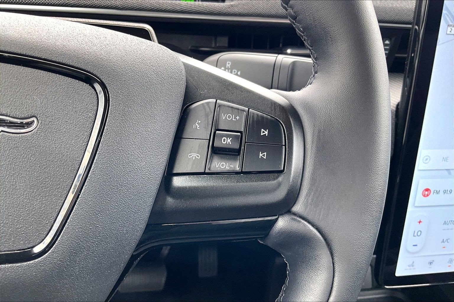 Certified 2025 Ford Mustang Mach-E Select w/ Comfort Package Lite AWD/4WD image 19