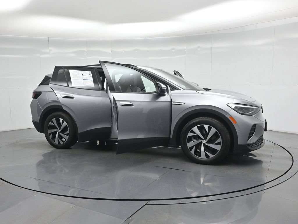 Used 2025 Volkswagen ID.4 Pro RWD image 30