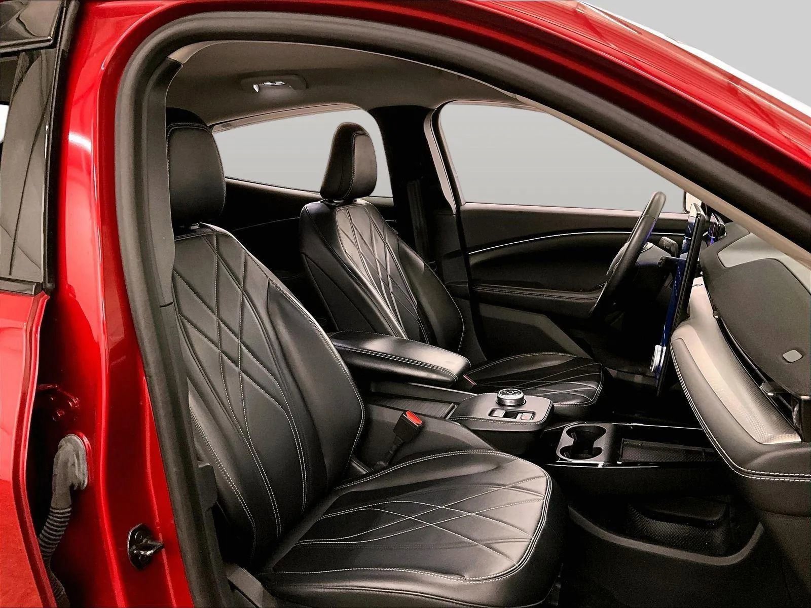 Certified 2022 Ford Mustang Mach-E Select AWD/4WD image 7