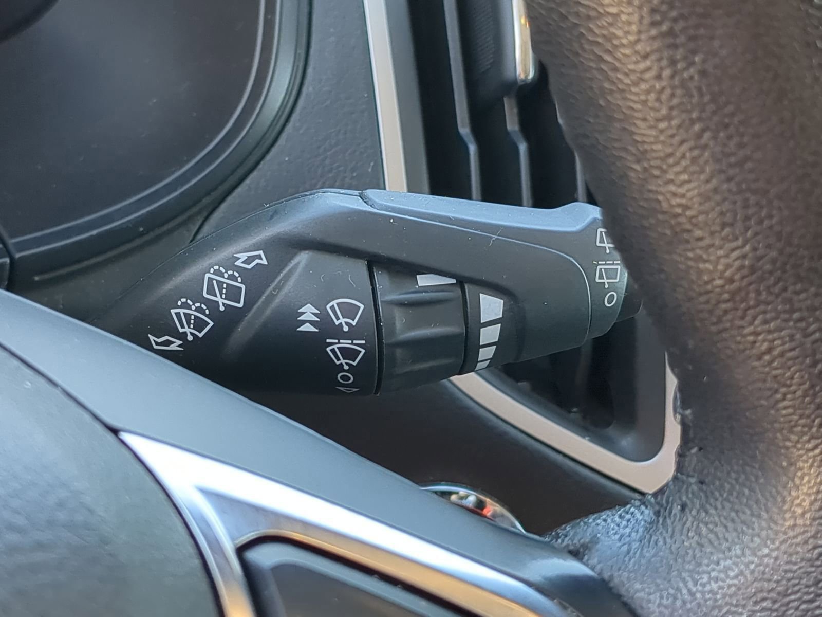 Certified 2022 Ford Edge SEL w/ Convenience Package image 27