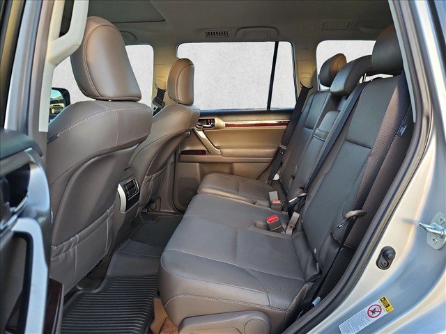 Used 2019 Lexus GX 460 Luxury AWD/4WD image 14
