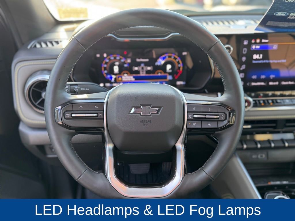 Used 2025 Chevrolet Colorado ZR2 w/ Technology Package image 13