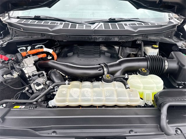 Certified 2021 Ford F150 Platinum w/ Equipment Group 701A High image 23