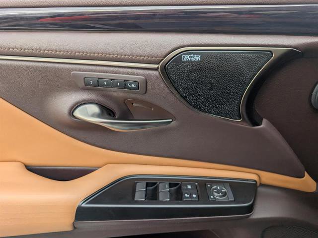 Used 2019 Lexus ES 350 Luxury image 17