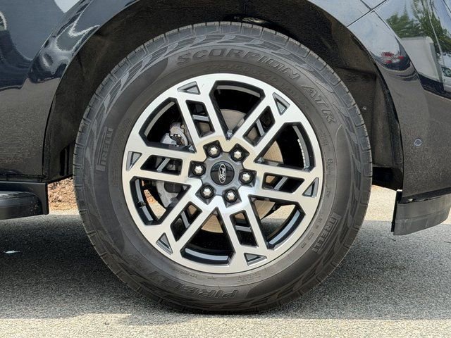 Certified 2025 Ford Expedition Max Active AWD/4WD image 33