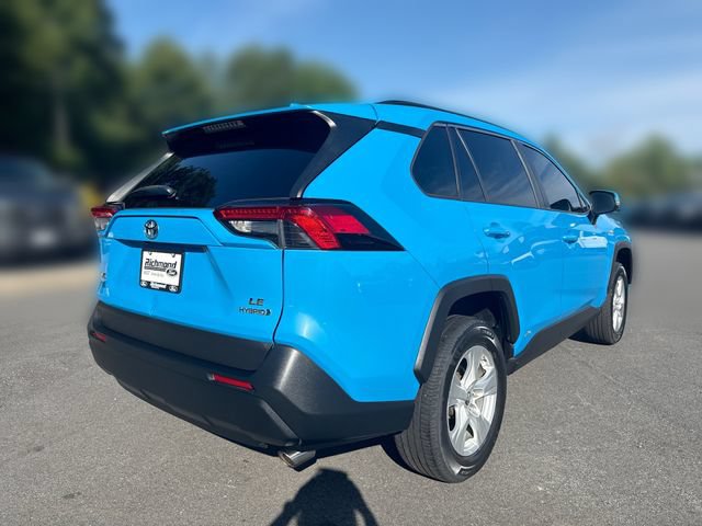 Used 2019 Toyota RAV4 LE w/ Carpet Mat Package AWD/4WD image 8