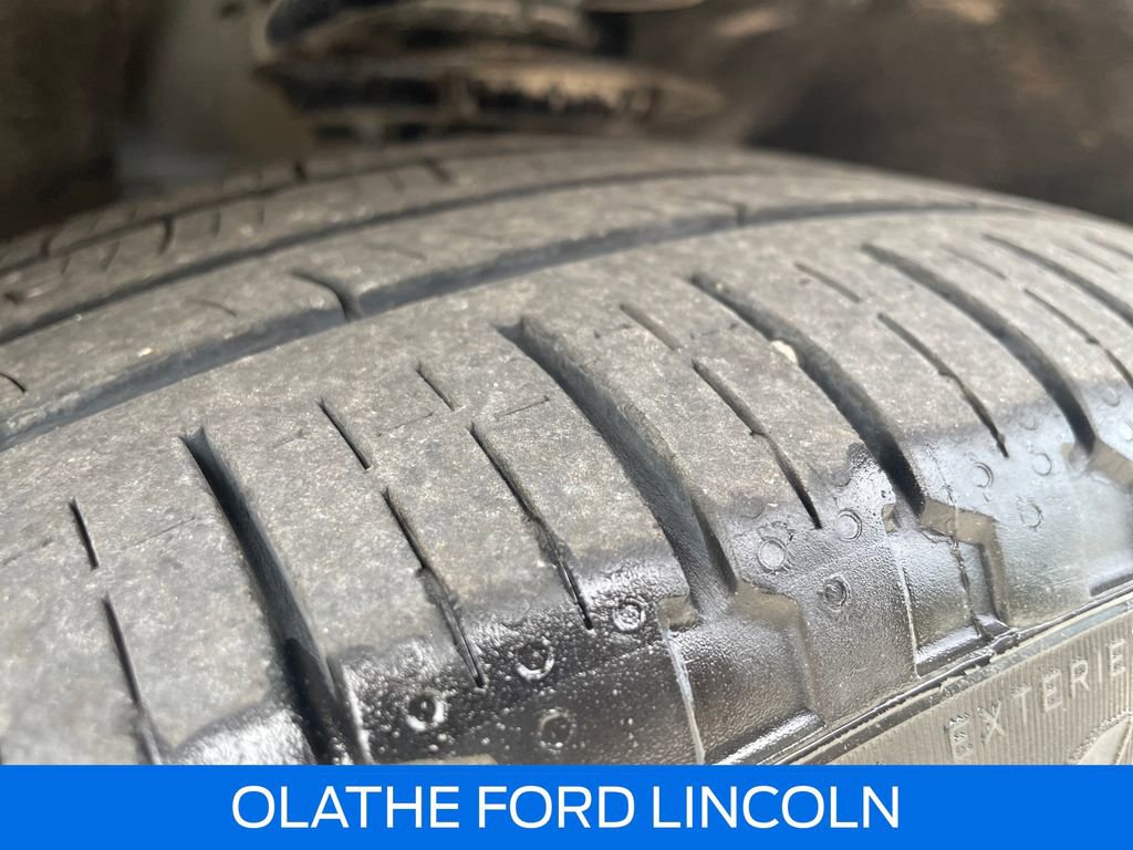 Certified 2024 Ford Edge Titanium w/ Equipment Group 301A AWD/4WD image 31