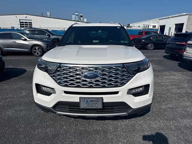 Certified 2020 Ford Explorer Platinum w/ Premium Technology Package AWD/4WD image 2
