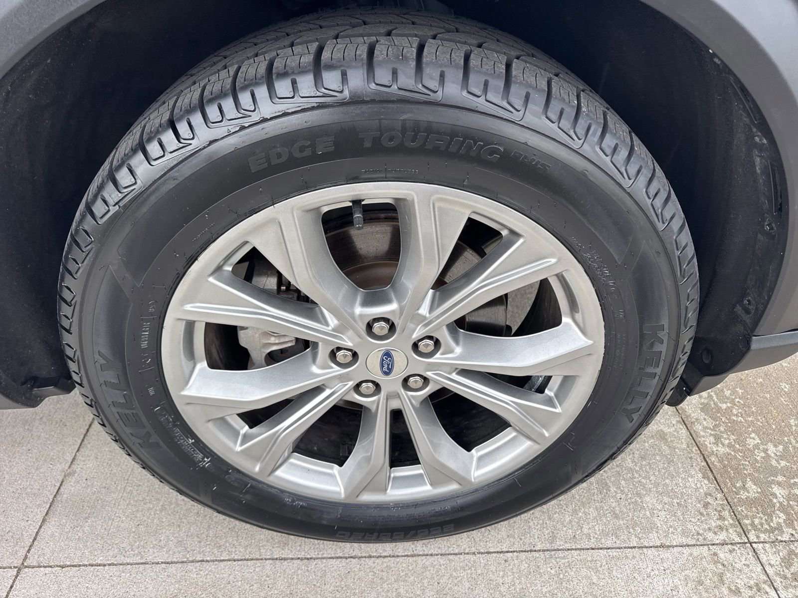 Certified 2023 Ford Explorer Limited w/ Limited Technology Package AWD/4WD image 22