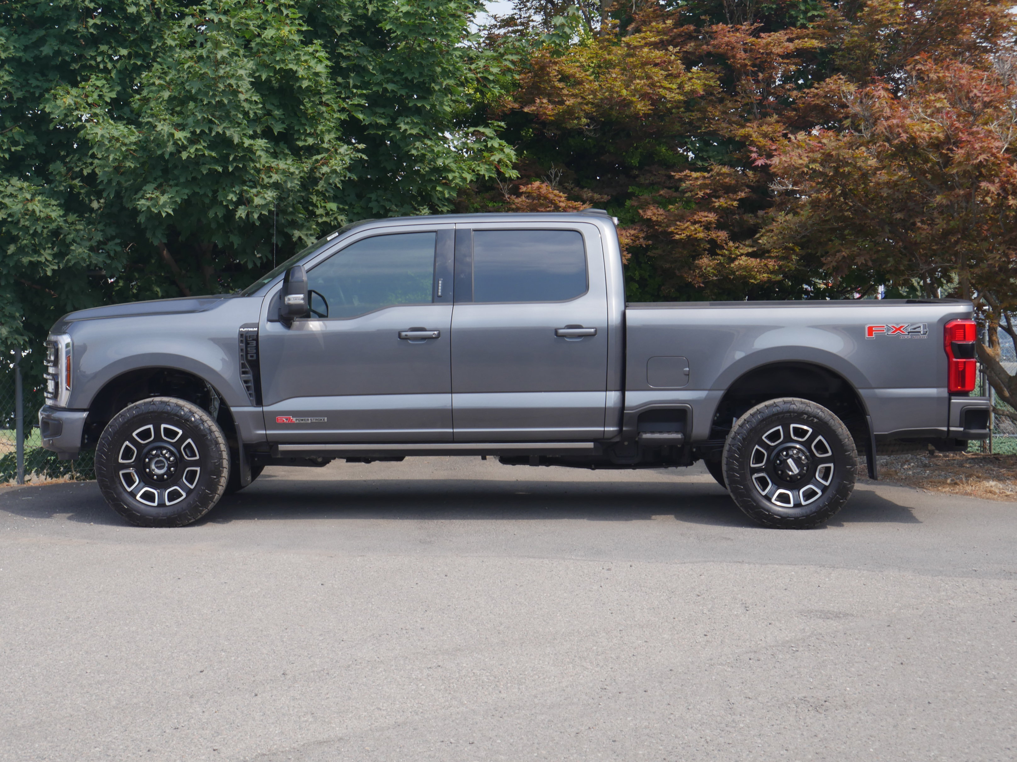 Certified 2026 Ford F350 Platinum AWD/4WD image 17