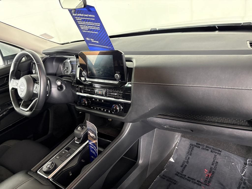 Used 2023 Nissan Pathfinder SV AWD/4WD image 38