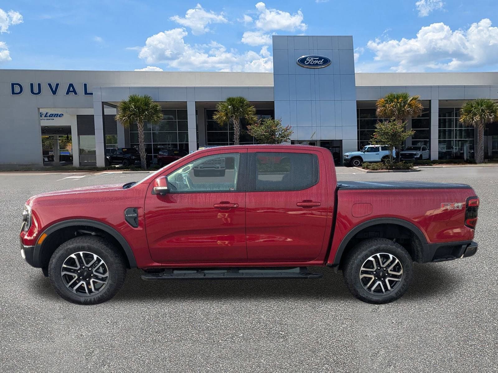 Certified 2025 Ford Ranger Lariat w/ FX4 Off-Road Package image 2