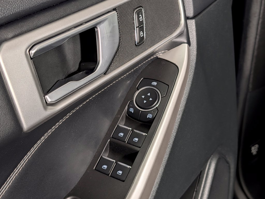Certified 2023 Ford Explorer XLT AWD/4WD image 27