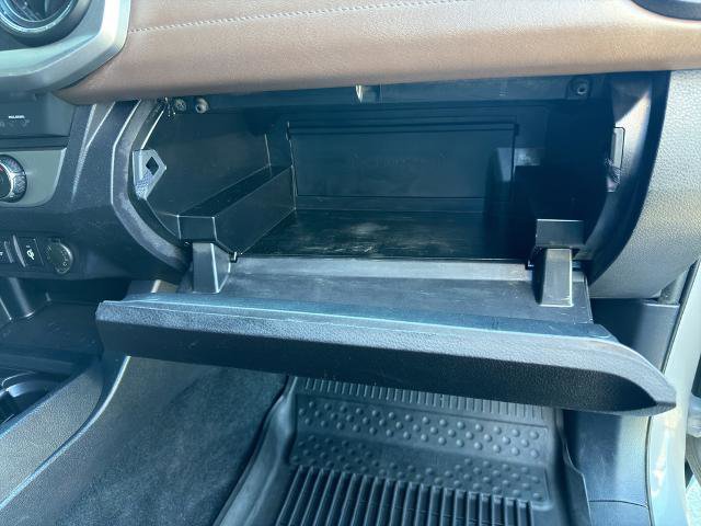 Used 2020 Toyota Tacoma Limited image 14