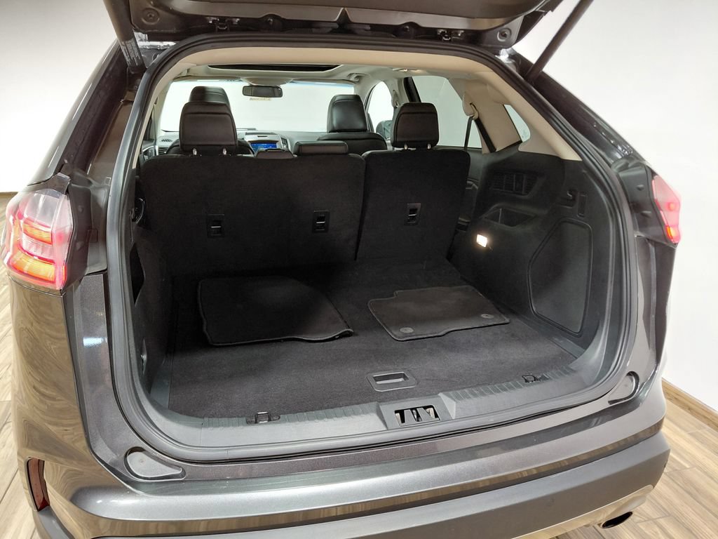 Certified 2020 Ford Edge Titanium AWD/4WD image 45