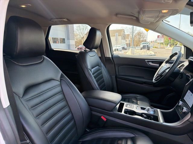 Certified 2022 Ford Edge SEL w/ Convenience Package image 38