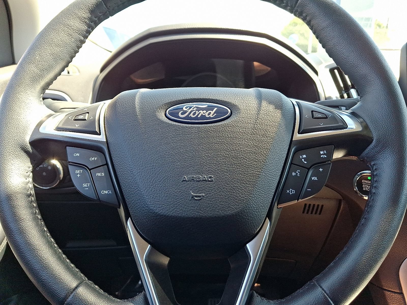 Certified 2023 Ford Edge SEL w/ Convenience Package AWD/4WD image 18