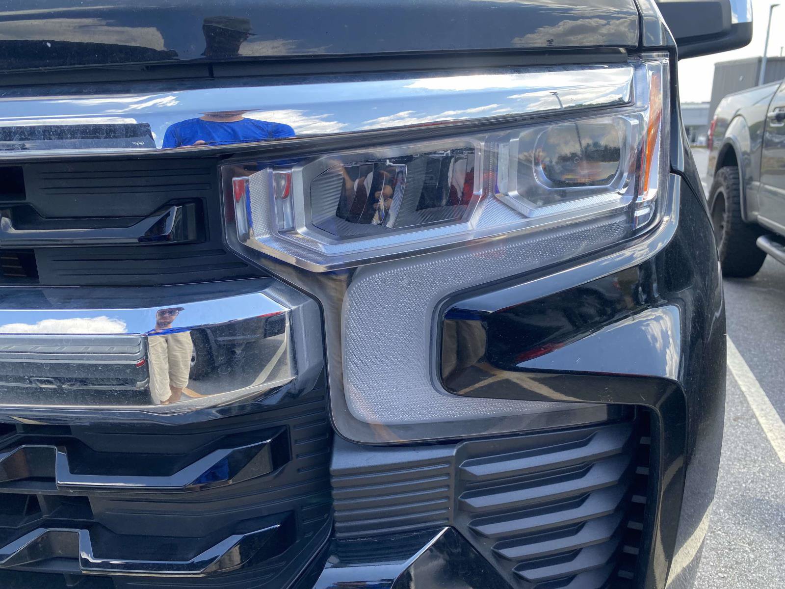 Used 2023 Chevrolet Silverado 1500 LT w/ Protection Package AWD/4WD image 12