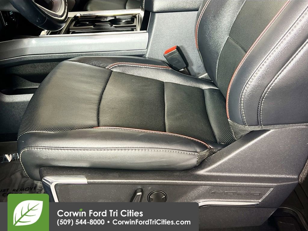 Certified 2023 Ford F350 Lariat w/ Chrome Package image 23