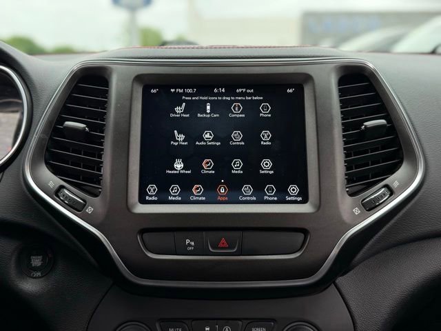 Used 2020 Jeep Cherokee Trailhawk w/ Cold Weather Group AWD/4WD image 24