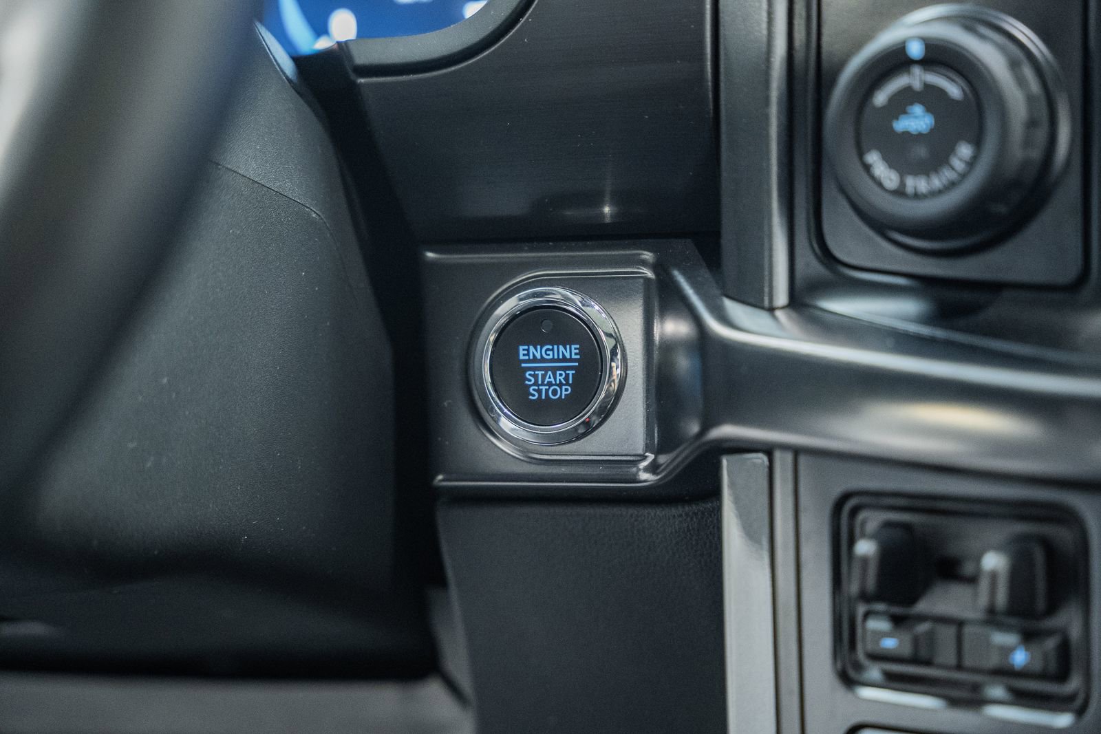 Certified 2023 Ford F150 Lariat w/ Equipment Group 502A High image 36