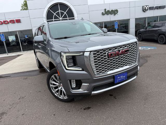 Used 2021 GMC Yukon XL Denali w/ Denali Premium Package AWD/4WD image 1