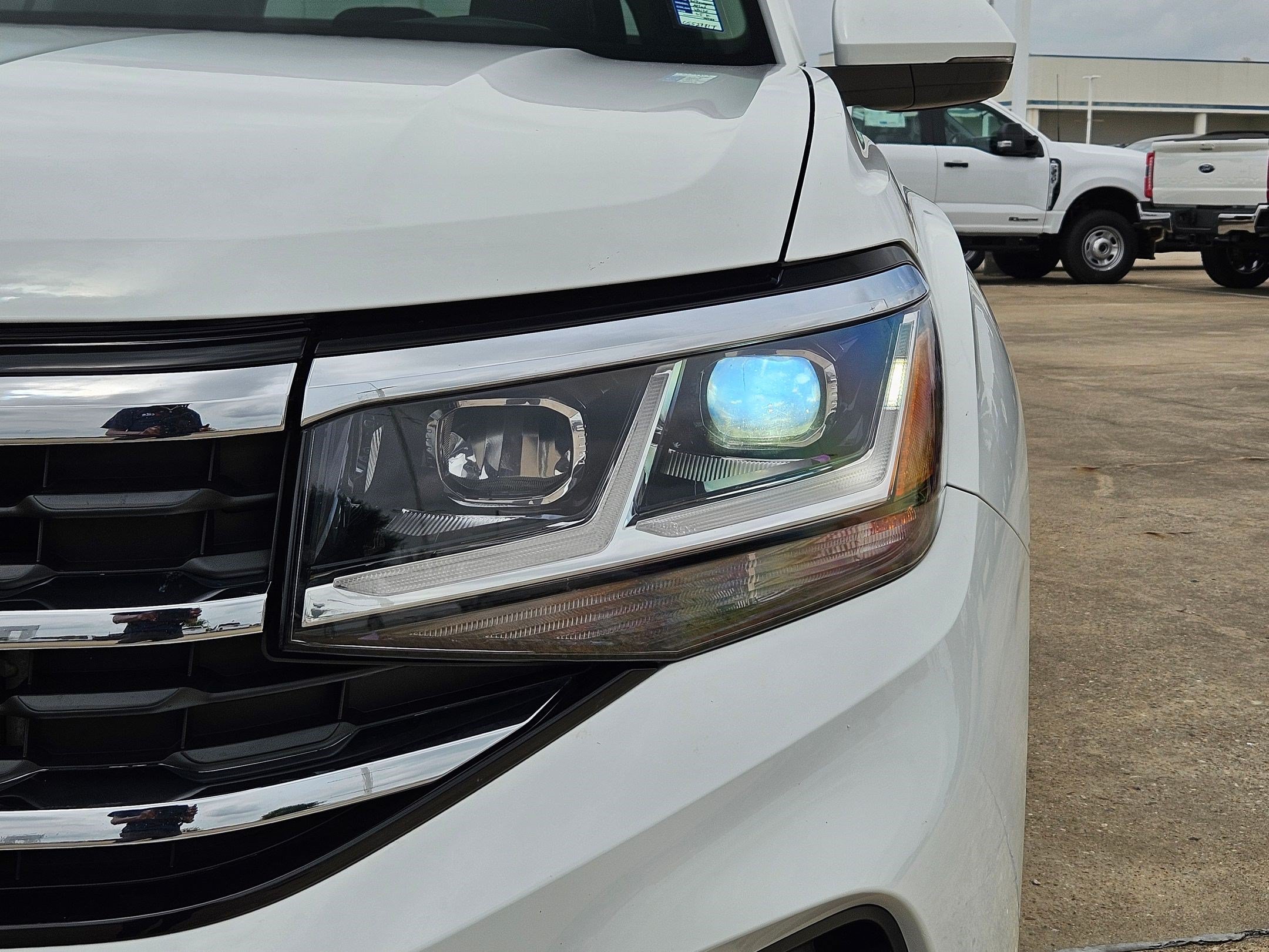 Used 2023 Volkswagen Atlas SE w/ Panoramic Sunroof Package FWD image 12