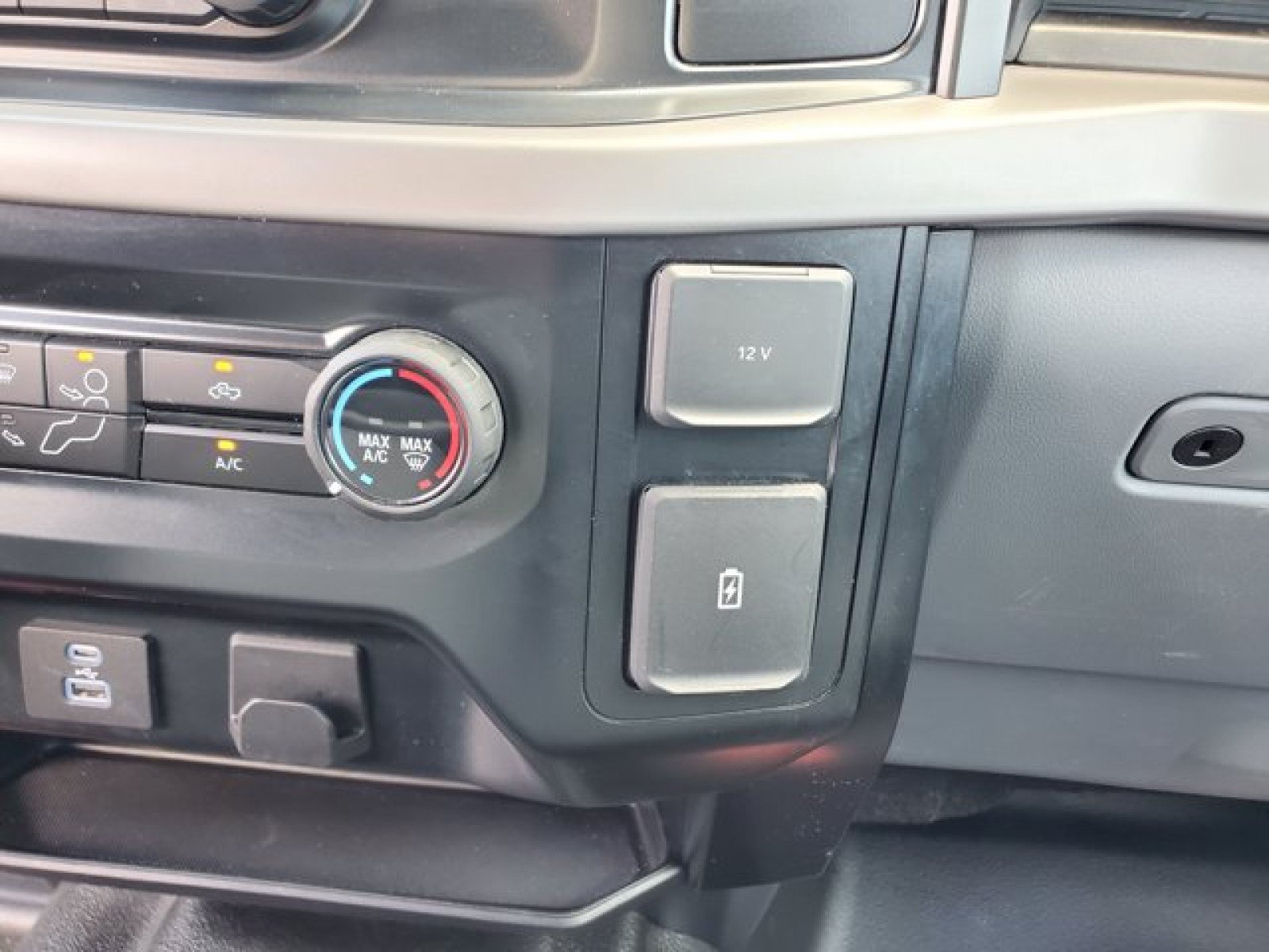Certified 2023 Ford F150 XL RWD image 23