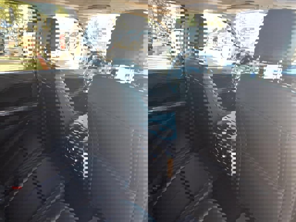 Certified 2024 Ford Expedition Max XLT image 13