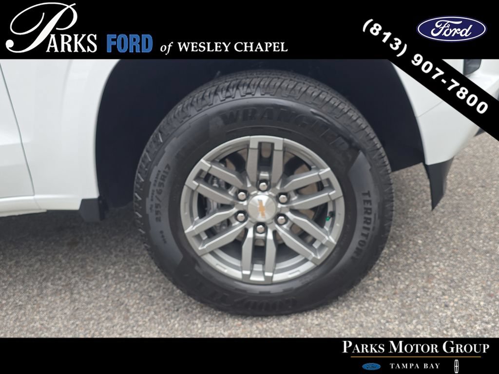 Used 2024 Chevrolet Colorado LT RWD image 30