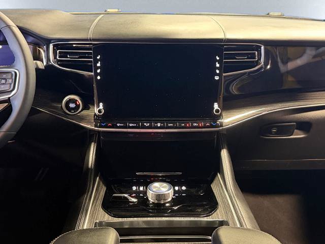 Used 2022 Jeep Wagoneer Series II AWD/4WD image 13