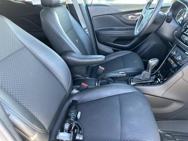 Used 2022 Buick Encore Preferred w/ Safety Package image 23