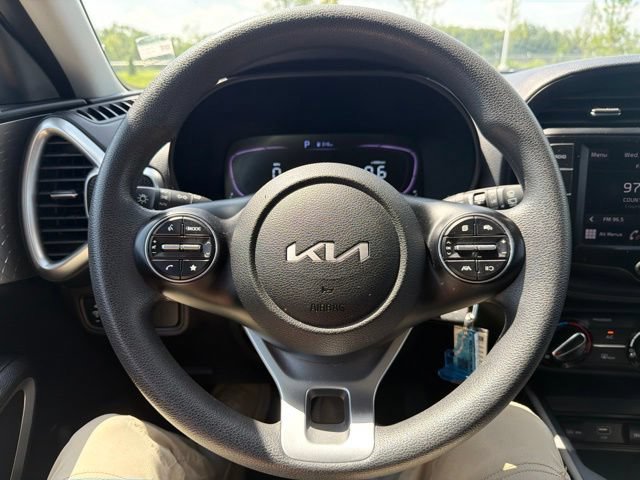 Used 2024 Kia Soul LX w/ Option Group 015 FWD image 29