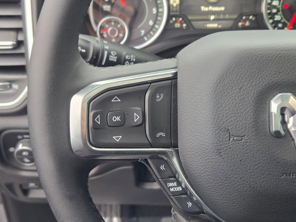 Used 2025 RAM 1500 Laramie w/ Bed Utility Group image 31