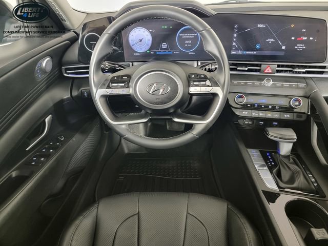 Used 2023 Hyundai Elantra Limited image 24