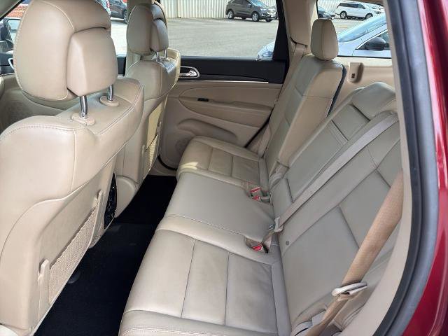Used 2020 Jeep Grand Cherokee Limited AWD/4WD image 14