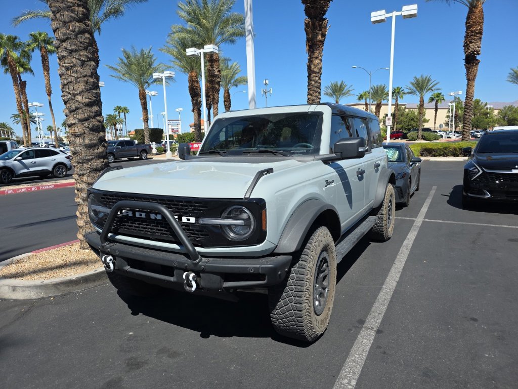 Certified 2024 Ford Bronco Wildtrak AWD/4WD image 2