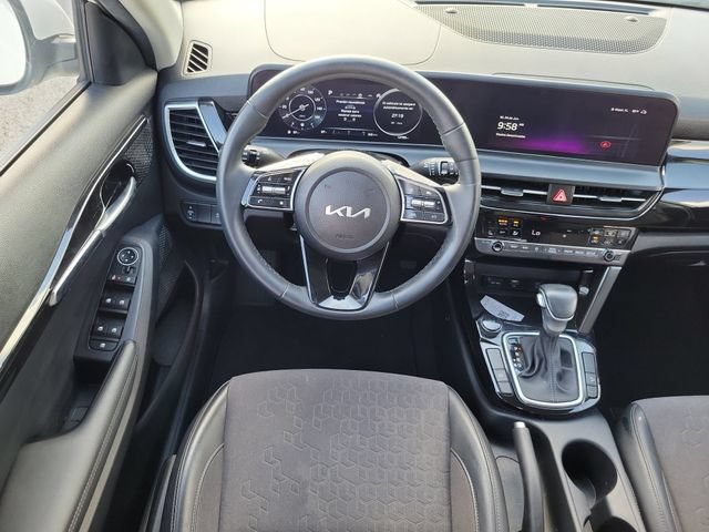 Used 2024 Kia Seltos S FWD image 9