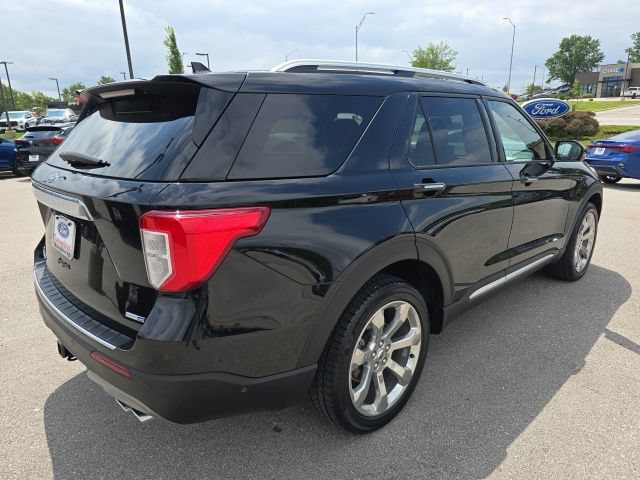 Certified 2020 Ford Explorer Platinum w/ Premium Technology Package AWD/4WD image 5