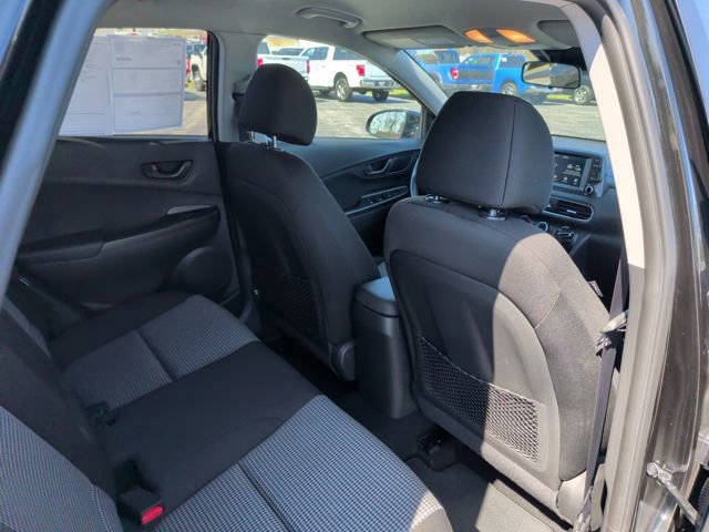 Used 2020 Hyundai Kona SEL w/ Cargo Package image 10