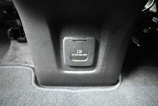 Used 2023 Chevrolet Equinox RS w/ RS Leather Package AWD/4WD image 9