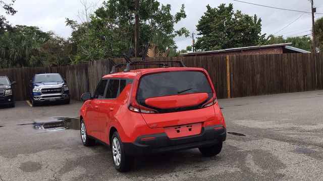 Used 2022 Kia Soul LX image 7
