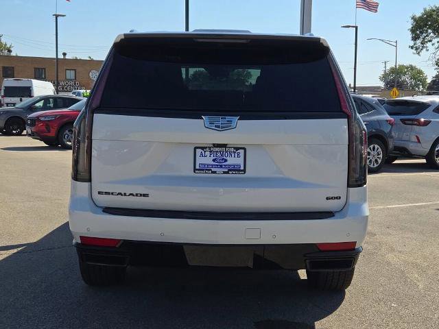 Used 2021 Cadillac Escalade Sport Platinum w/ LPO, ONYX Package image 3